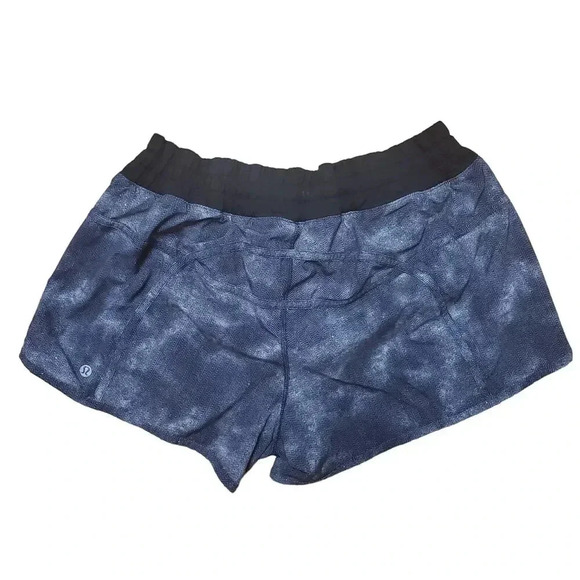 Lululemon Tracker Short IV
Mini Diffusion White Black / Black Size 12 - Picture 4 of 7